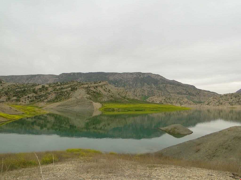 دریاچه سد چم