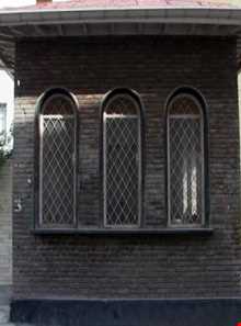 آرامگاه ابراهیم پور داوود