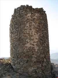 Omam castle ( Omam Tower )