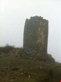 Omam castle ( Omam Tower )