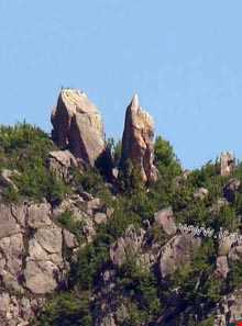 کوه عروس و داماد