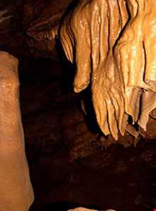 روستا و غار جفریز