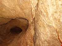 روستا و غار جفریز