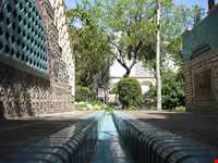 خانه و موزه مقدم