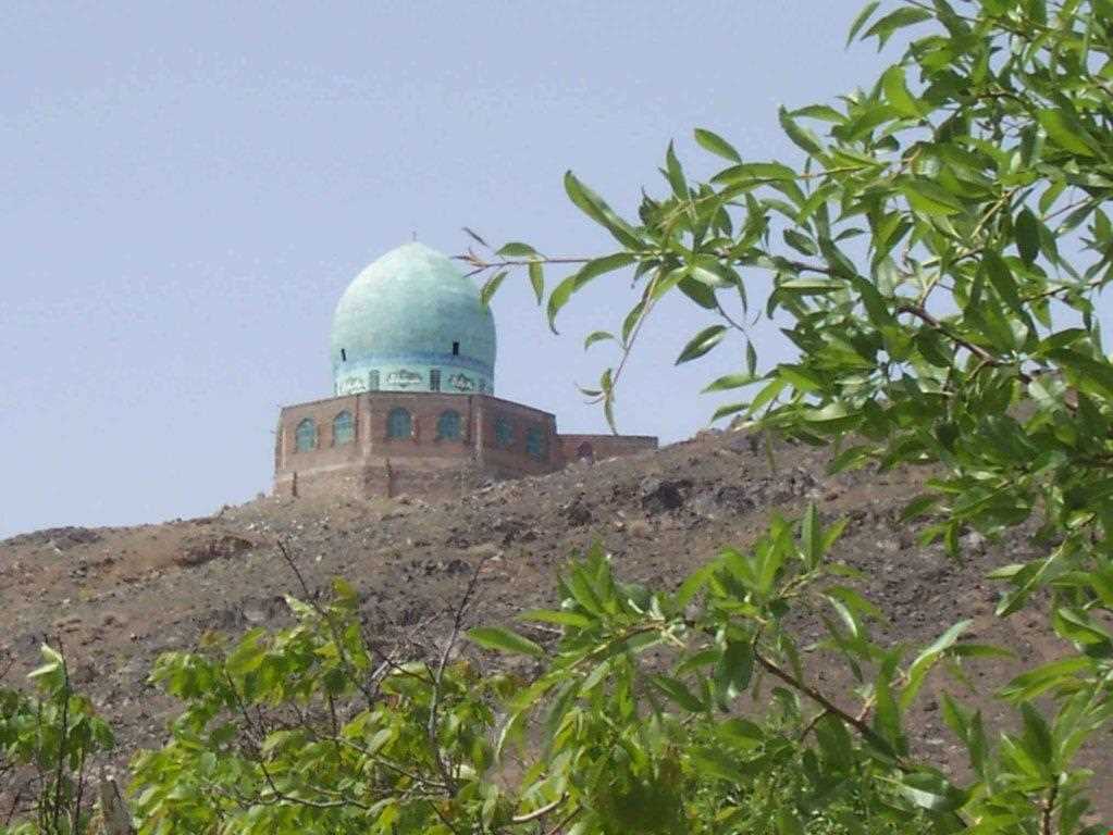 Kaahi Shrine ( Bibi Zeynab Khatoon )