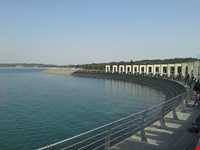 Persian Gulf Martyrs Lake ( Chitgar )
