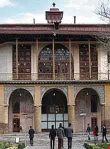 کاخ موزه چهل ستون ( عمارت کلاه فرنگی )