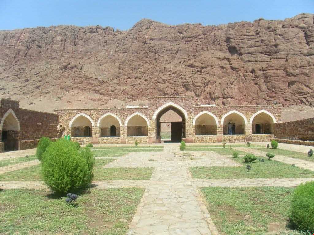 کاروانسرای خواجه نظر