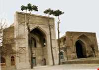 مقبره قطب الدین حیدر