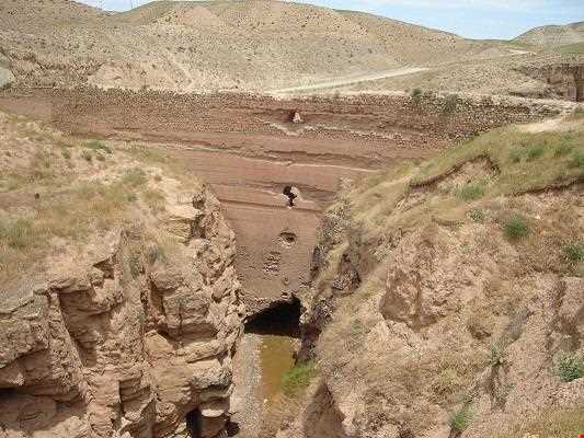 Naderi Dam