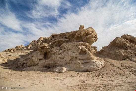 قلعه سنگ سیرجان