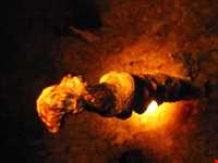 غار قلعه کرد