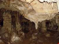 غار قلعه کرد