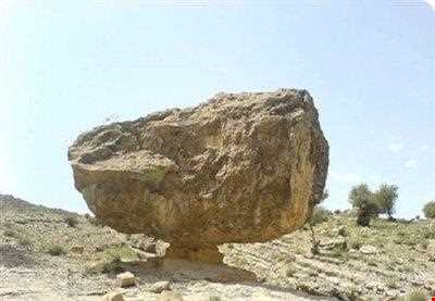 سنگ معلق گرزلنگر