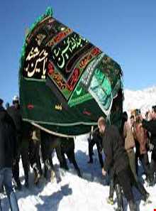 نخل گردانی در روستای نوا