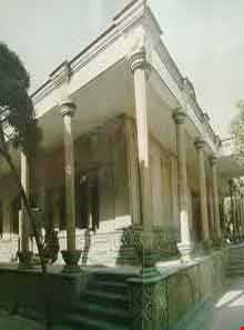 قلعه حاج وکیل ( کلاه فرنگی )