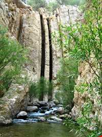 Tange Dom-e Asb Waterfall