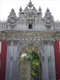 کاخ دلمه‌باغچه