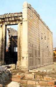 معبد آگوستوس