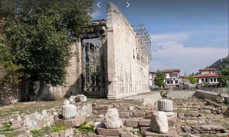 Temple of Augustus