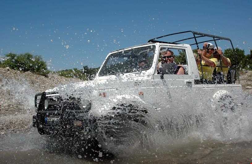 گردش با جیپ در کوش آداسی
