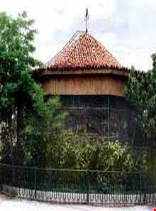 آرامگاه پروفسور حسابی