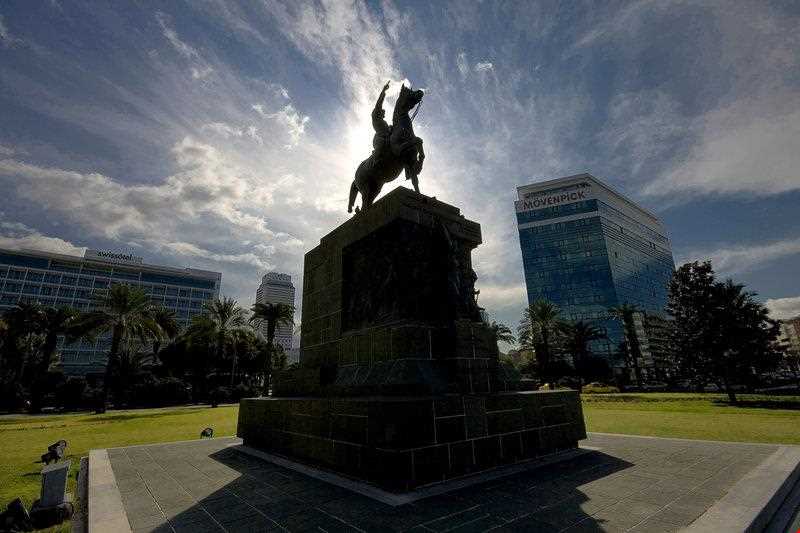 بنای یادبود آتاتورک