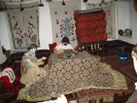 Mofakham Mirror House