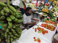 بازارهای میوه و ماهی