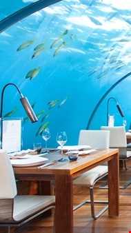 رستوران زیر آبی ایتها