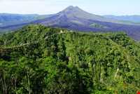 آتشفشان کینتامانی