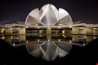 معبد نیلوفر آبی