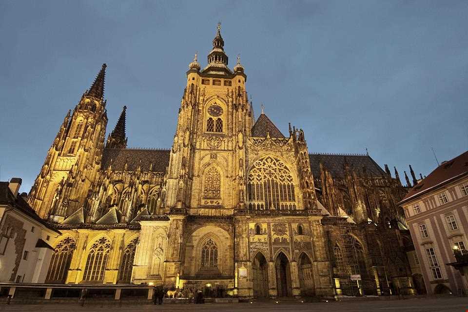 کلیسای ویتوس مقدس