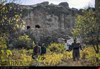 غار سنگی حسین کوه کن