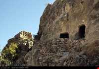 غار سنگی حسین کوه کن