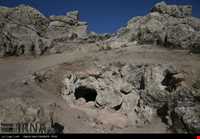 غار سنگی حسین کوه کن