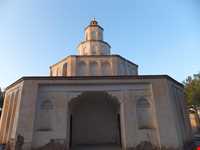 Kolah Farangi Building