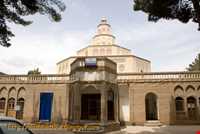 Kolah Farangi Building