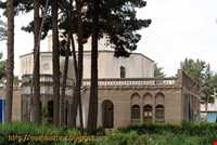 Kolah Farangi Building