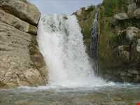 آبشار آب نهر کاکان