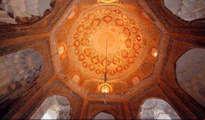 باغ گنبد سبز ( مقابر باغ گنبد سبز - گنبدهای دروازه کاشان )