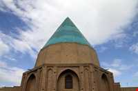 باغ گنبد سبز ( مقابر باغ گنبد سبز - گنبدهای دروازه کاشان )