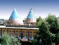 باغ گنبد سبز ( مقابر باغ گنبد سبز - گنبدهای دروازه کاشان )