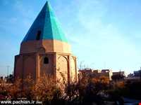 باغ گنبد سبز ( مقابر باغ گنبد سبز - گنبدهای دروازه کاشان )