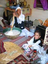 مراسم کف‌زنی در شب چله