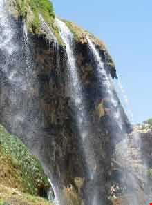 Kamar Dogh Waterfall