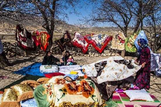 Proverbs ethnic literature asserting Kohgiluyeh and Boyer-Ahmad