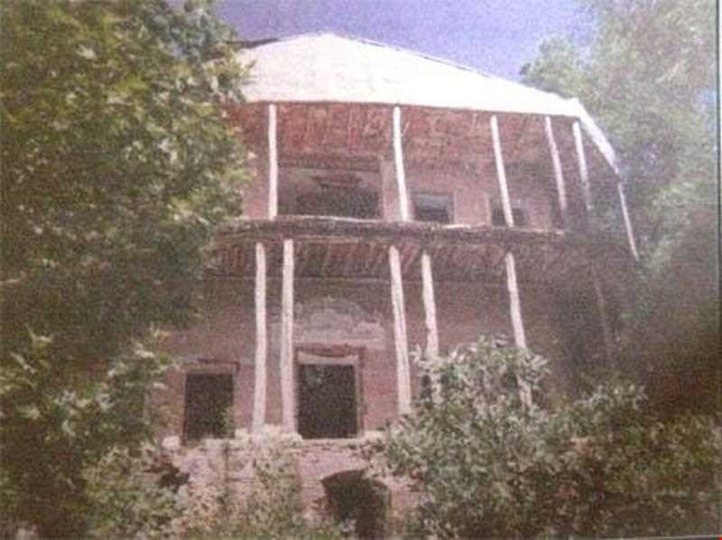 Asadiyeh Cholicheh Castle