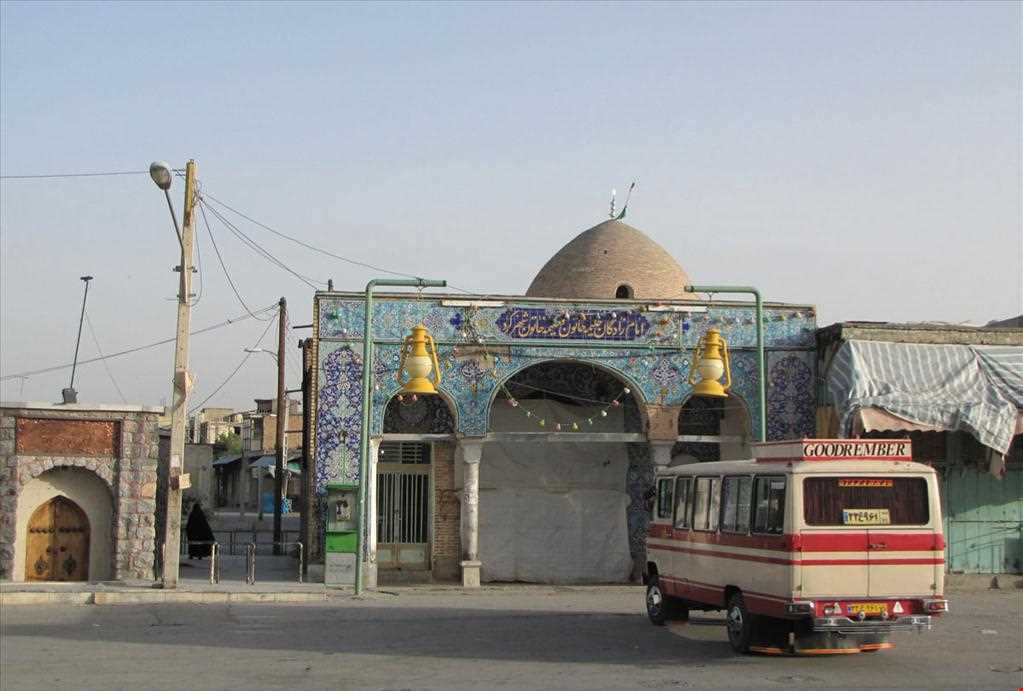 Imamzadeh Halimeh and Hakimeh Khatoon