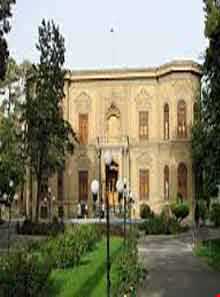 موزه آبگینه و سفالینه